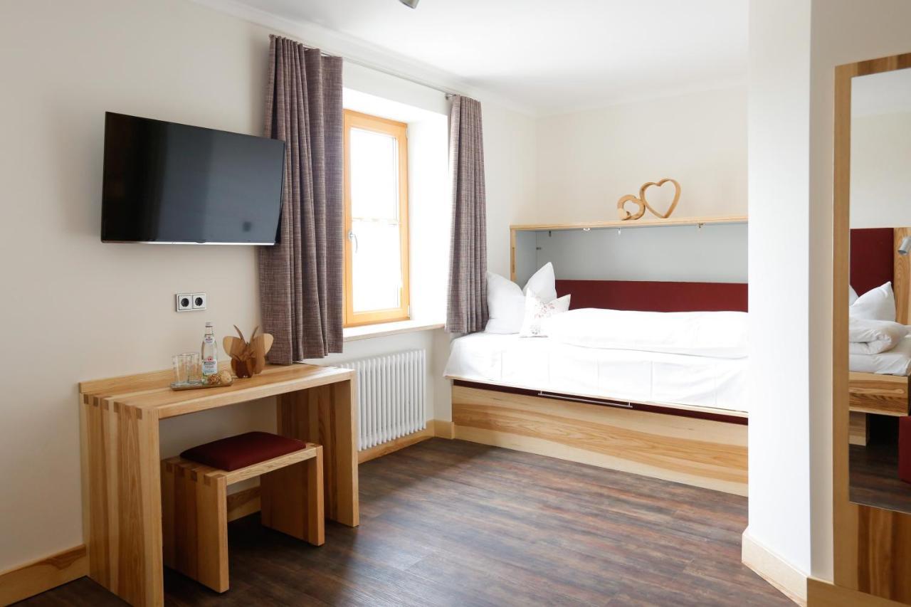 Landgasthof Geser Sarching Экстерьер фото